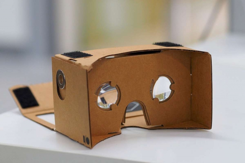(Français) Digitalisation des médias : la réalité virtuelle a-t-elle un avenir ?